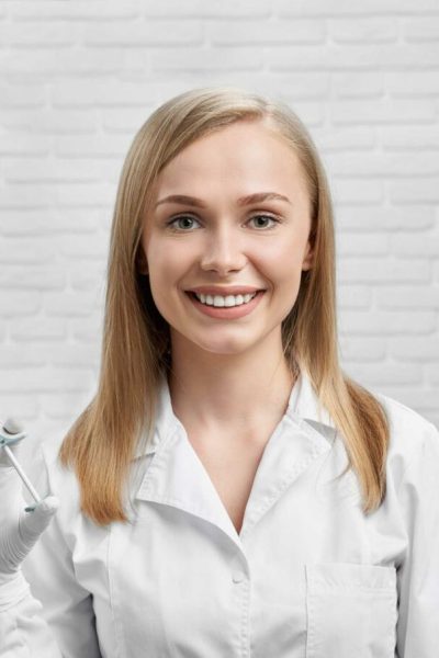 cosmetologist-2-2.jpg